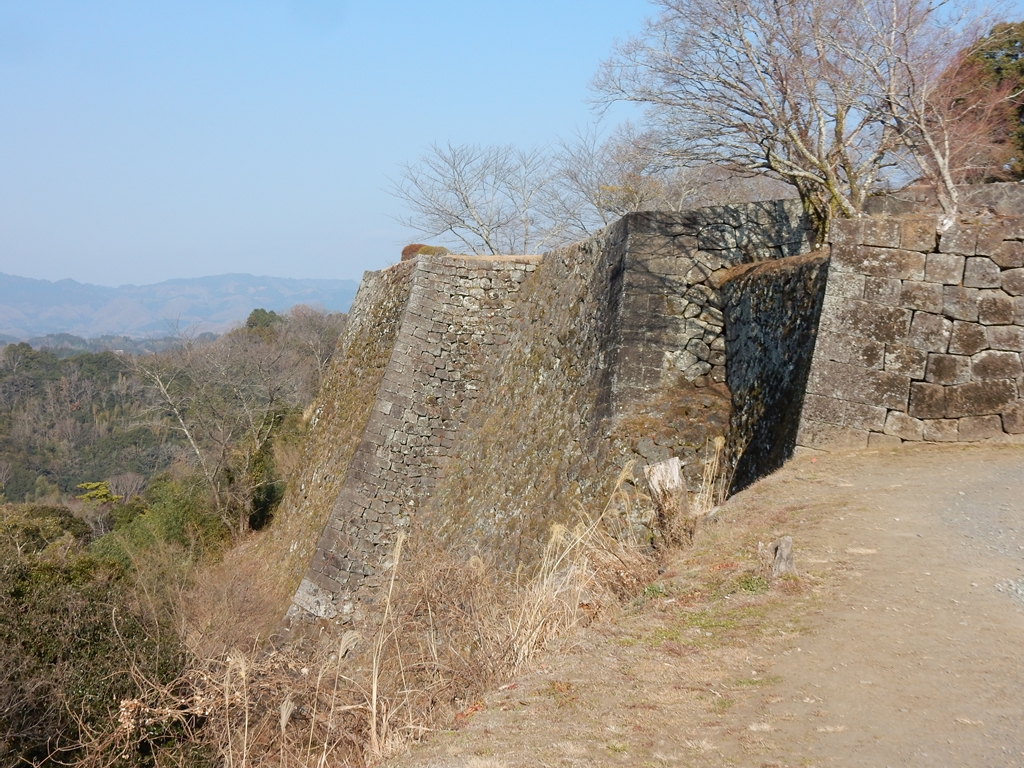 岡城登城口