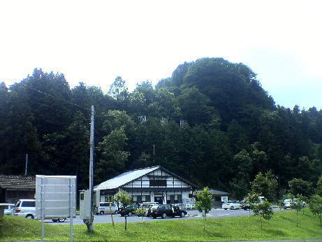 川崎城・主郭部全景